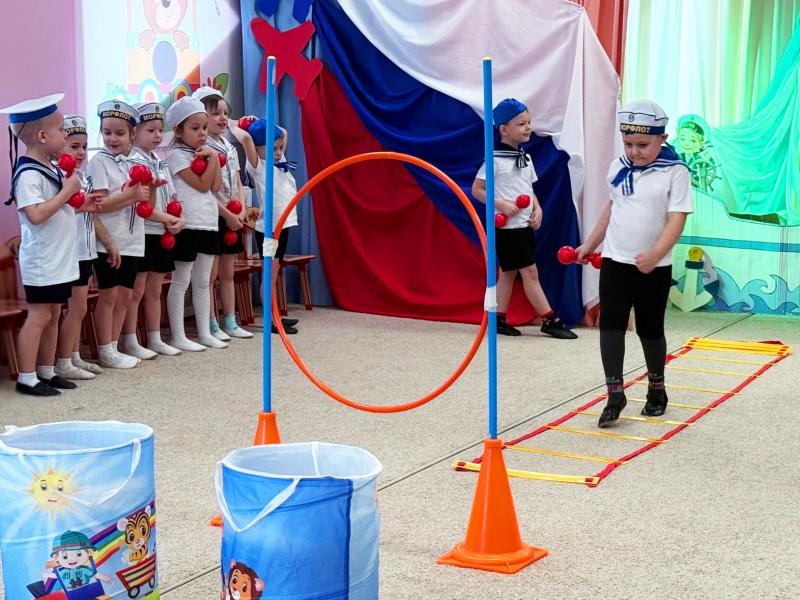 Спортивное развлечение к 23 февраля в группе № 4