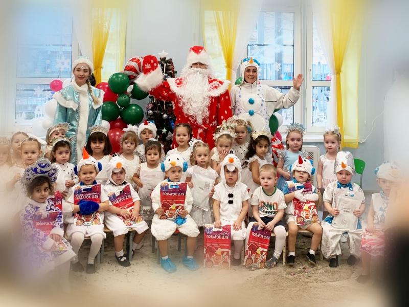 Новогодний праздник в группе № 1
