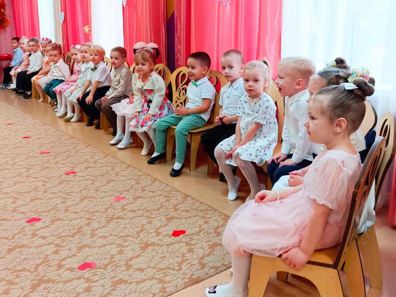 День матери в средней группе № 9