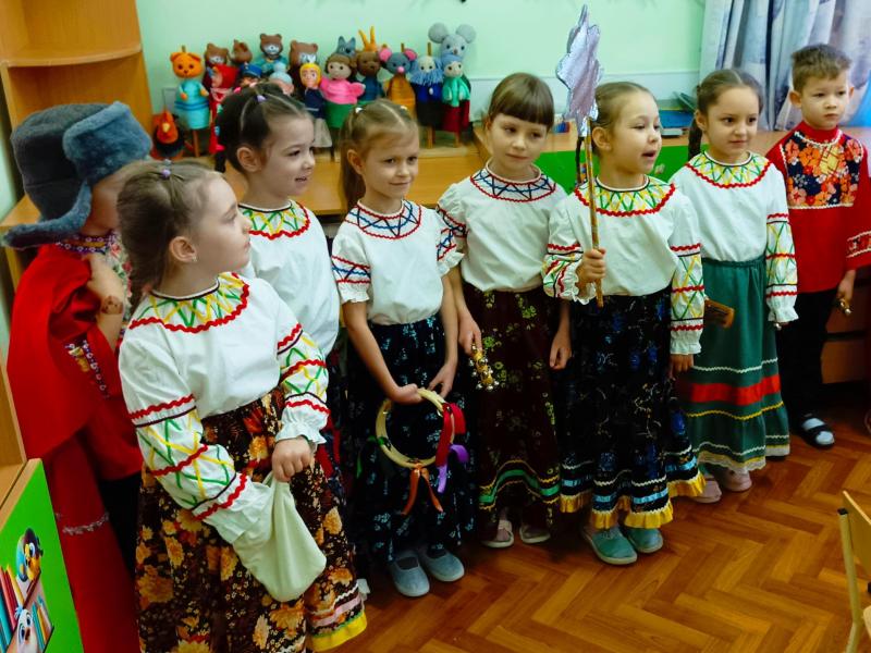 Святочные гуляния