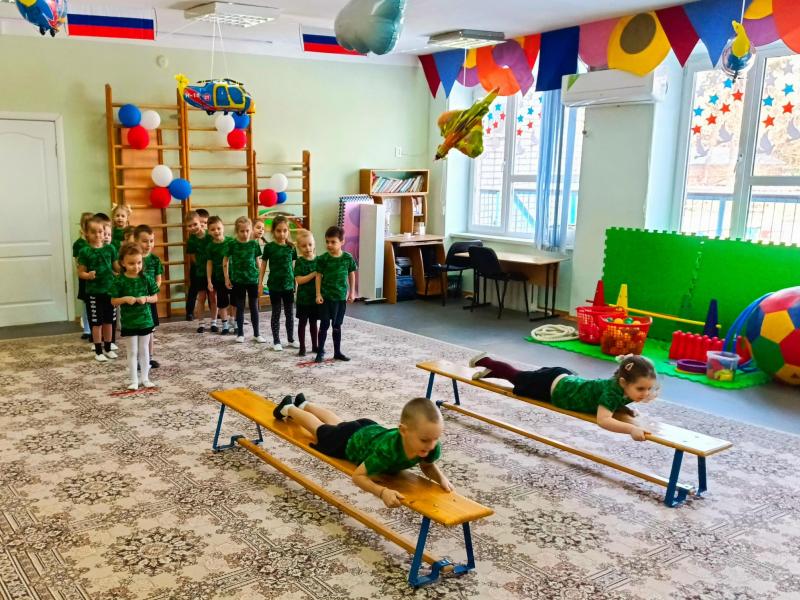 Спортивное развлечение к 23 февраля в группе № 10