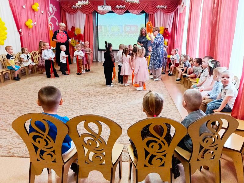 Праздник к 8 марта в группе № 3