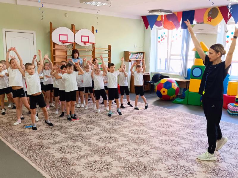 Спортивный праздник, посвящённый Дню космонавтики в 12 группе