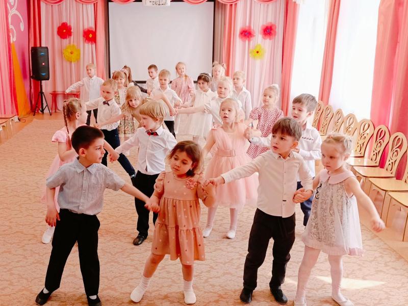 РАЗВЛЕЧЕНИЕ "ДЕНЬ ЗЕМЛИ" В ГРУППЕ № 6