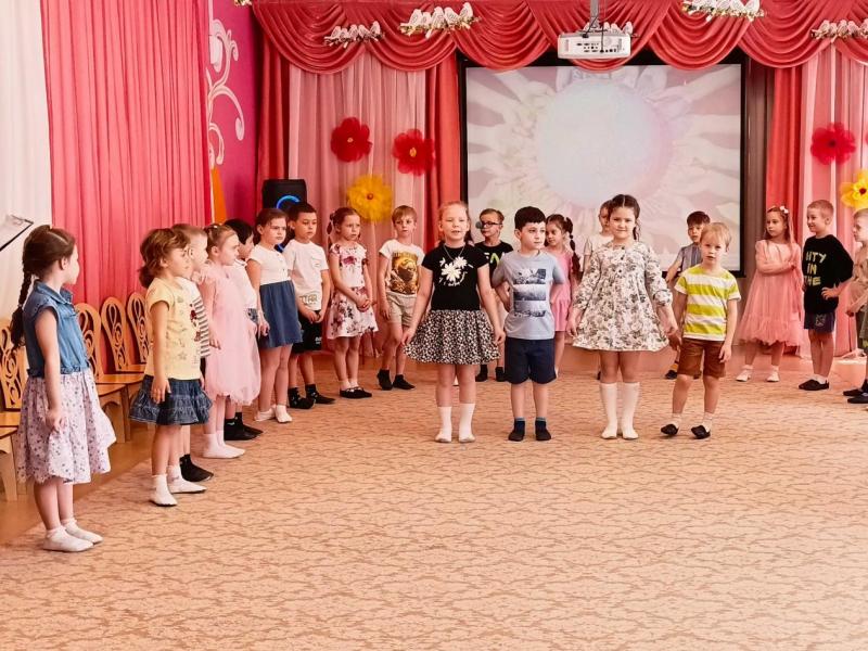 РАЗВЛЕЧЕНИЕ "ДЕНЬ ЗЕМЛИ" В ГРУППЕ № 7