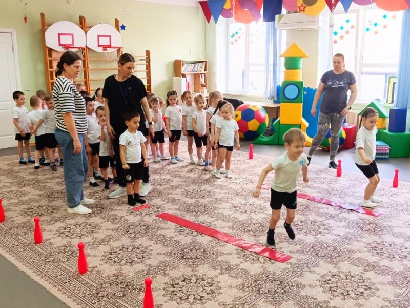 Спортивный праздник, посвящённый Дню космонавтики в 9 группе