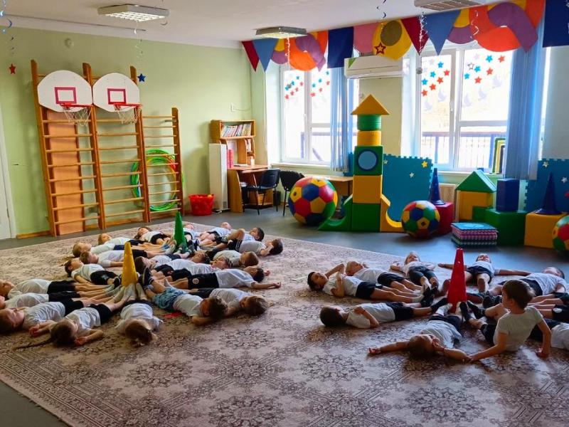 Спортивный праздник, посвящённый Дню космонавтики в 9 группе