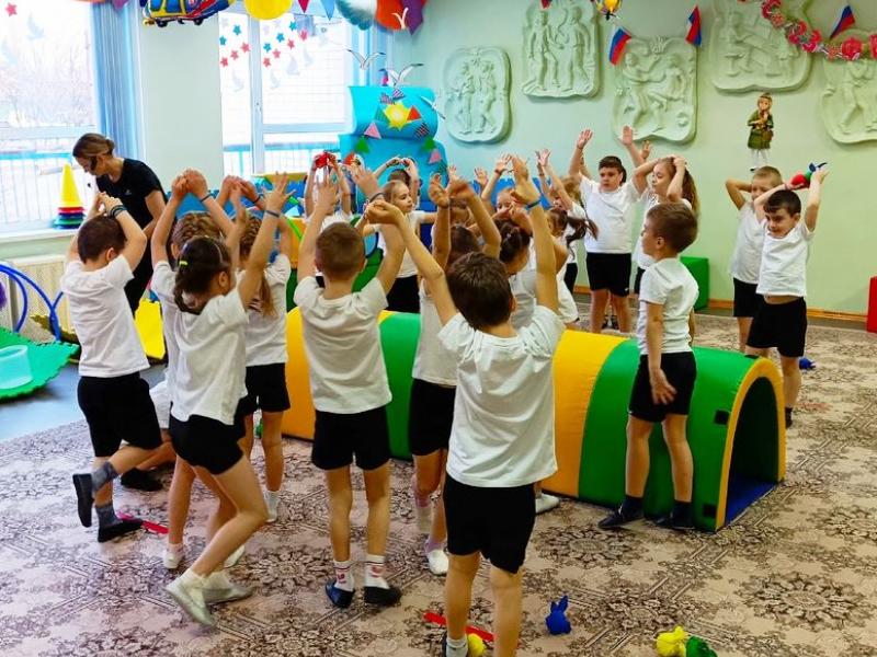 Спортивное развлечение к 23 февраля в группе № 12