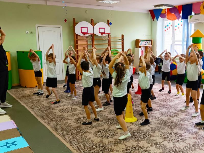 Спортивный праздник, посвящённый Дню космонавтики в 7 группе