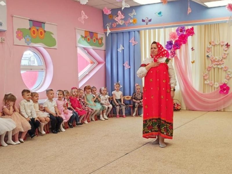Праздник к 8 марта в группе № 2